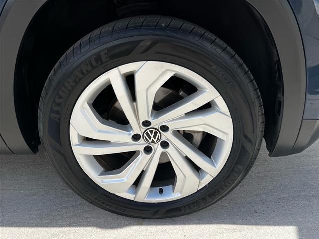 2021 Volkswagen Atlas Vehicle Photo in TAMPA, FL 33612-3404