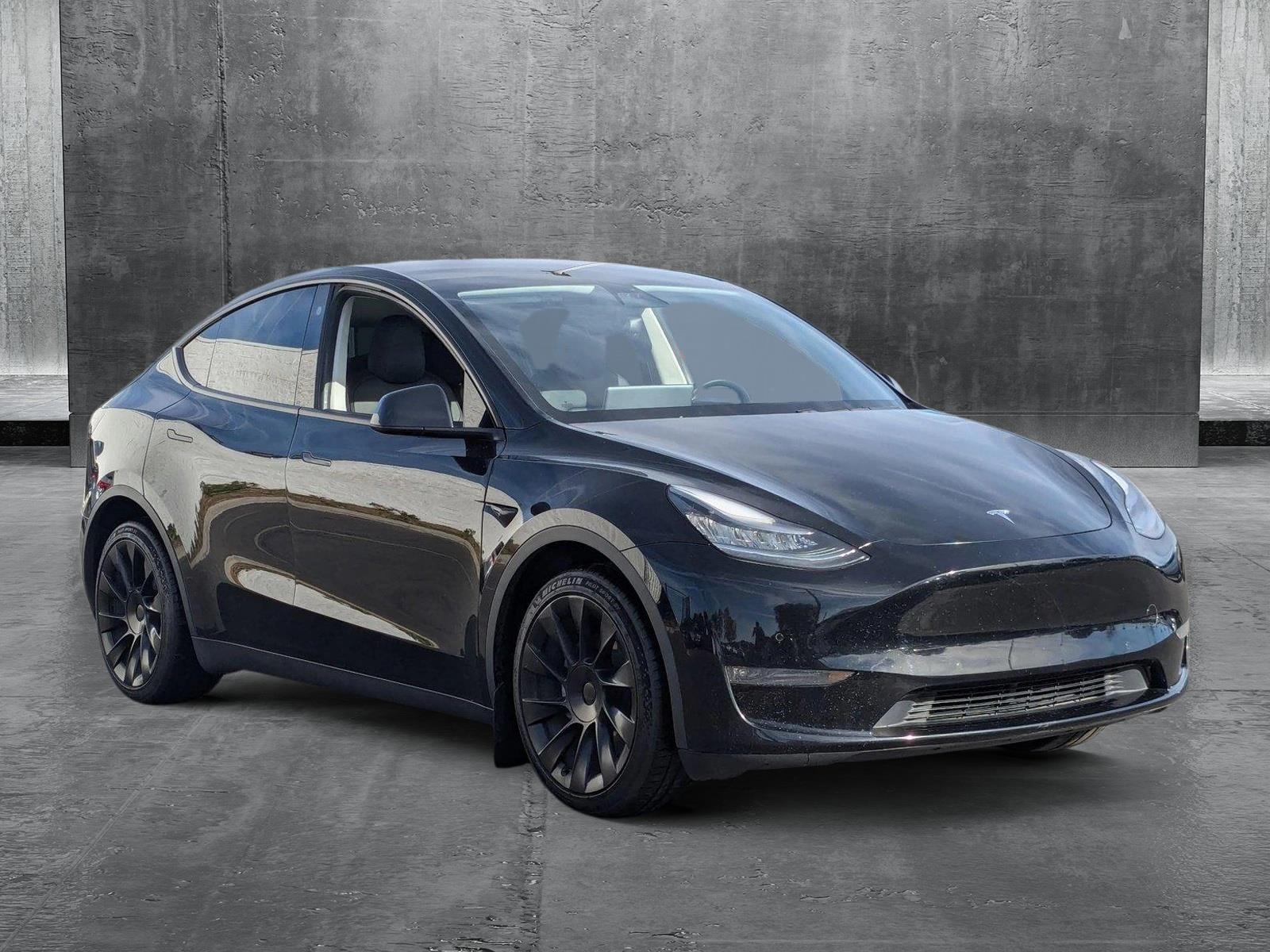 2021 Tesla Model Y Vehicle Photo in VALENCIA, CA 91355-1705