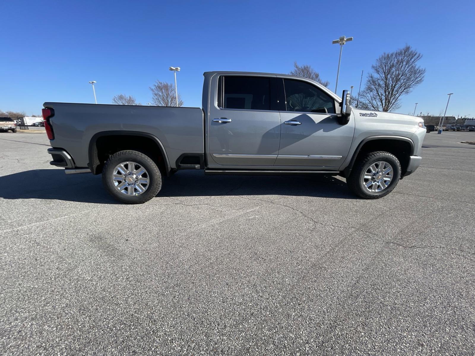 2025 Chevrolet Silverado 2500 HD Vehicle Photo in BENTONVILLE, AR 72712-4322