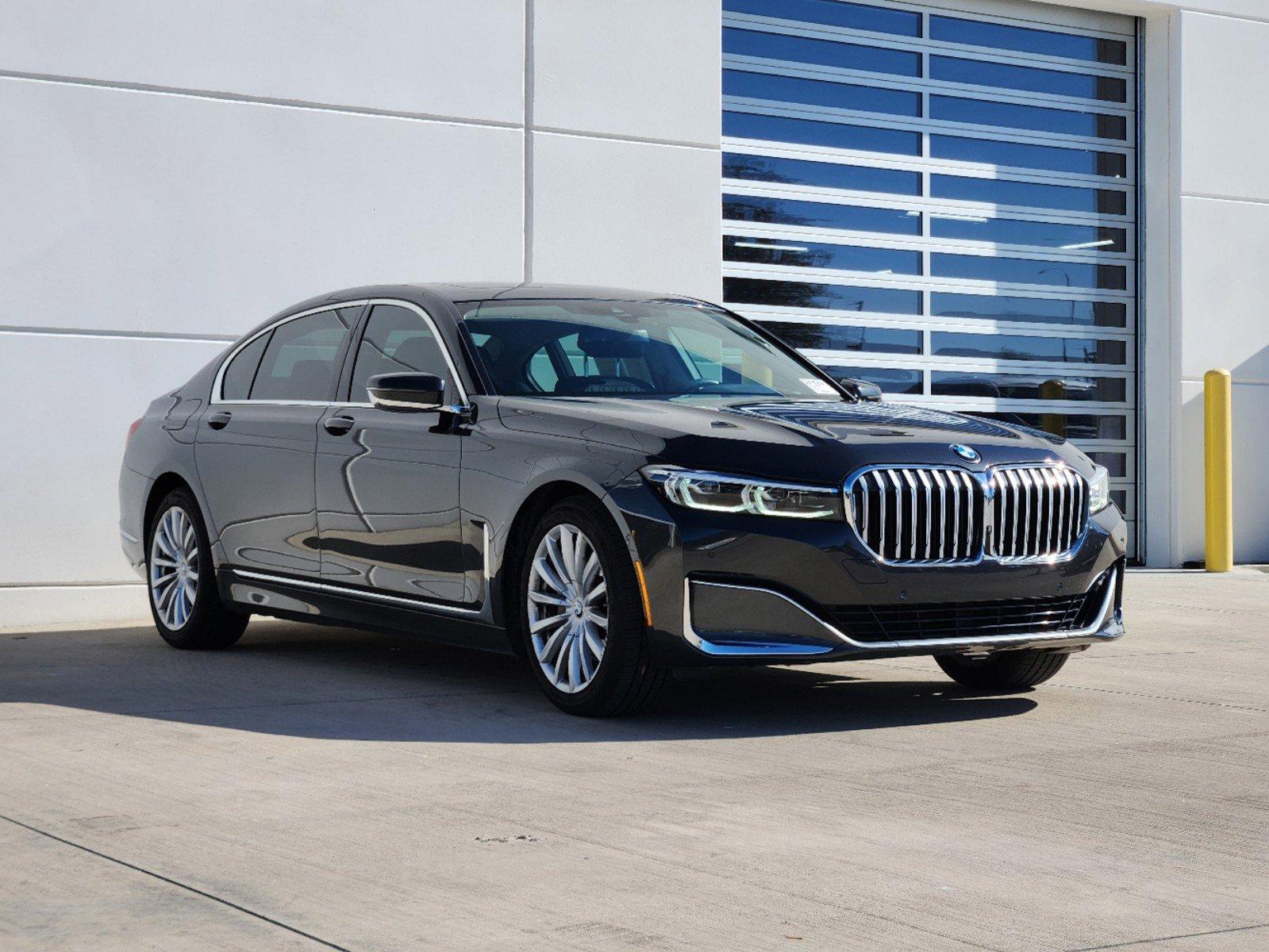 2022 BMW 740i Vehicle Photo in PLANO, TX 75024