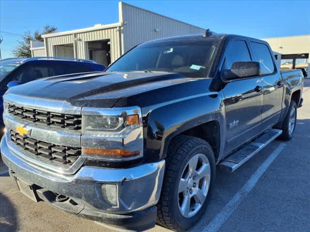 Used 2018 Chevrolet Silverado 1500 LT with VIN 3GCUKREC2JG109768 for sale in Decatur, TX