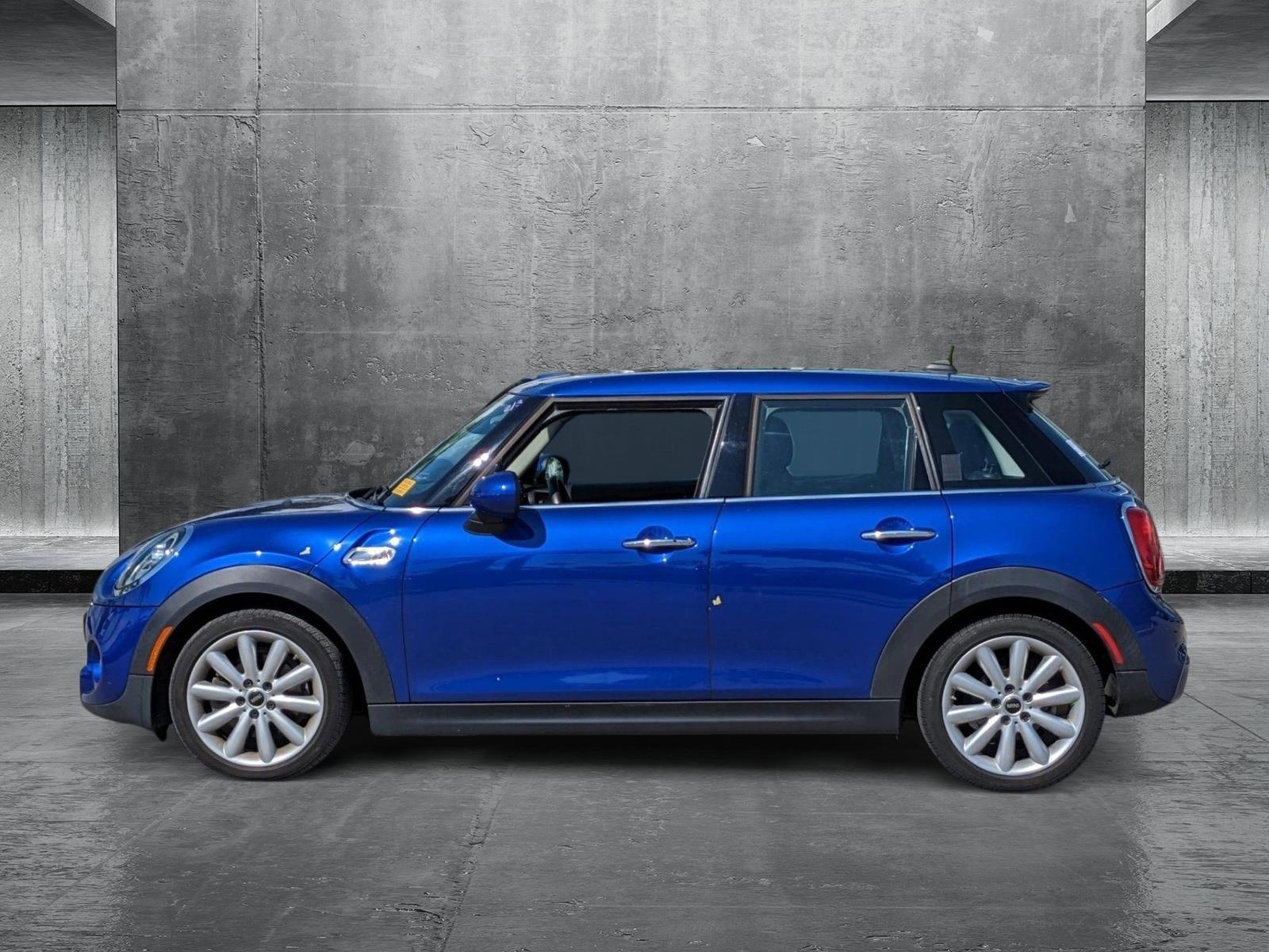 2019 MINI Cooper S Hardtop 4 Door Vehicle Photo in Delray Beach, FL 33444