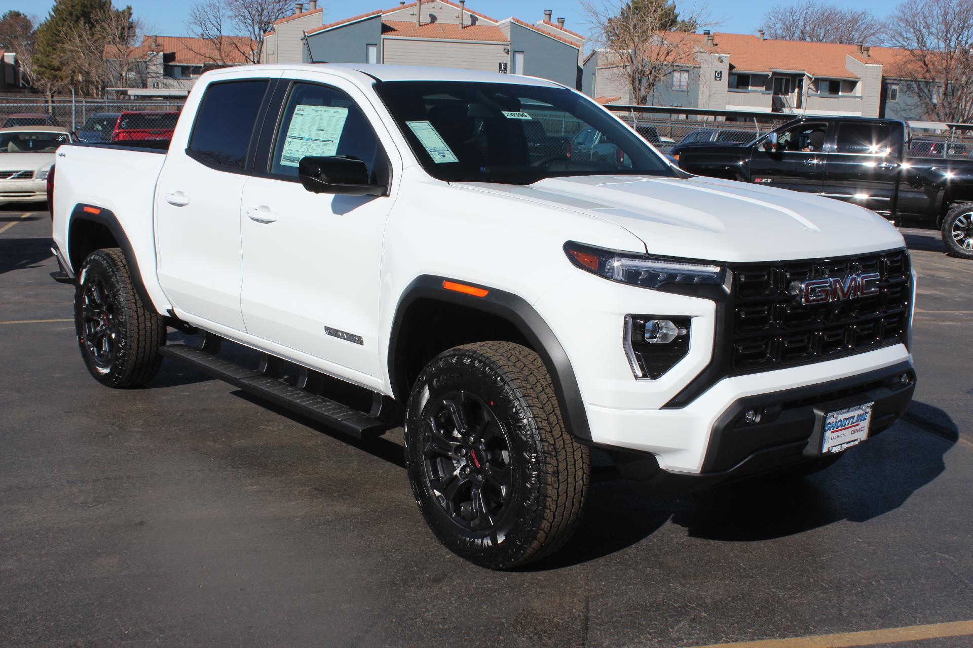 2025 GMC Canyon Vehicle Photo in AURORA, CO 80012-4011