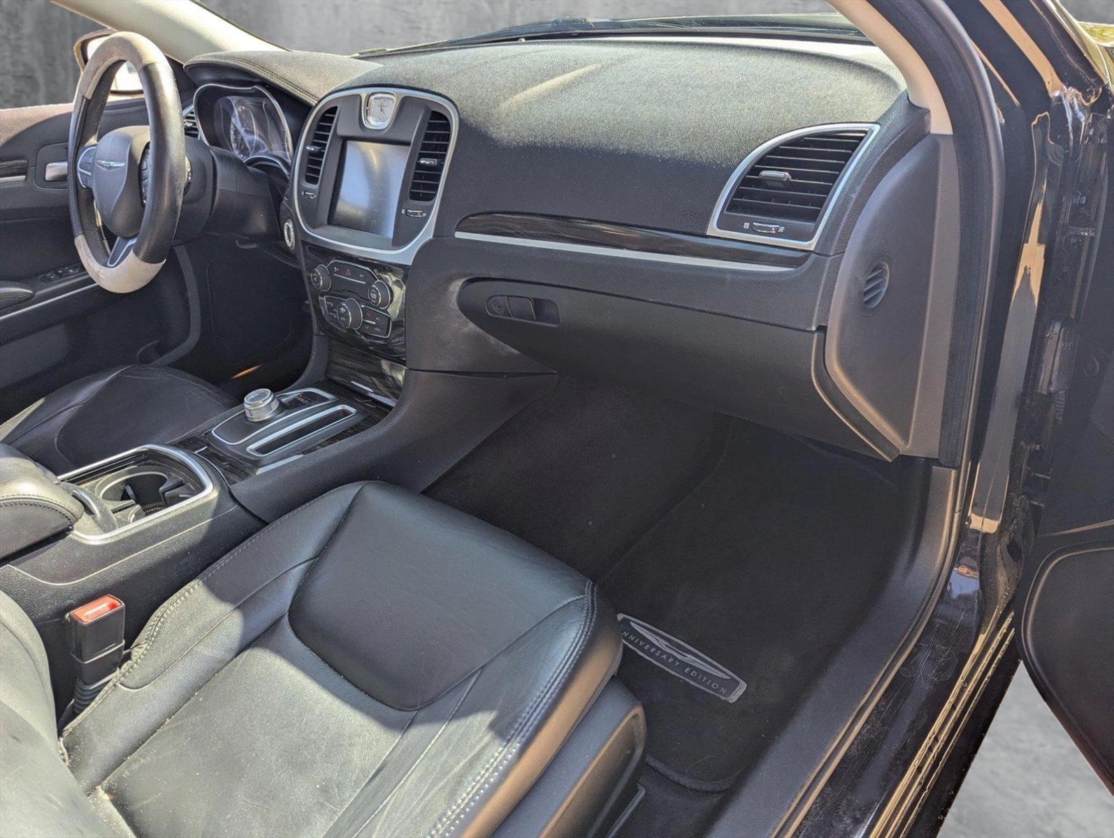 2016 Chrysler 300 Vehicle Photo in CORPUS CHRISTI, TX 78412-4902