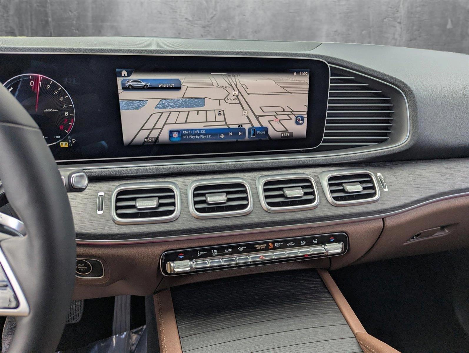 2025 Mercedes-Benz GLE Vehicle Photo in Coconut Creek, FL 33073