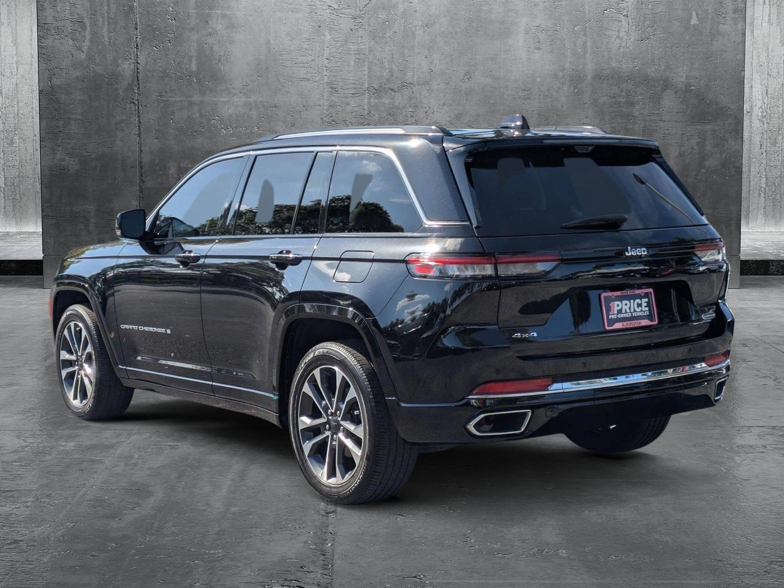 2023 Jeep Grand Cherokee Vehicle Photo in GREENACRES, FL 33463-3207
