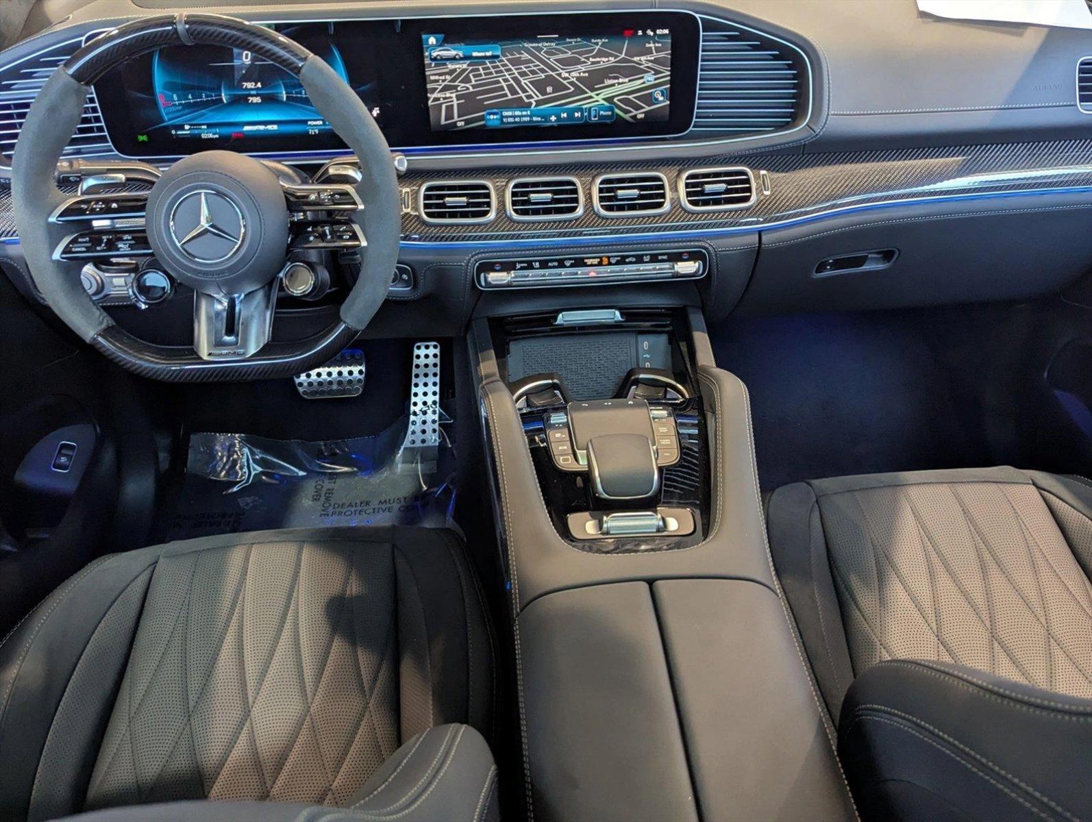 2025 Mercedes-Benz GLE Vehicle Photo in Delray Beach, FL 33444