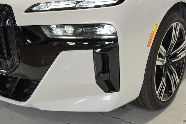 2024 BMW 750e xDrive Vehicle Photo in GRAPEVINE, TX 76051
