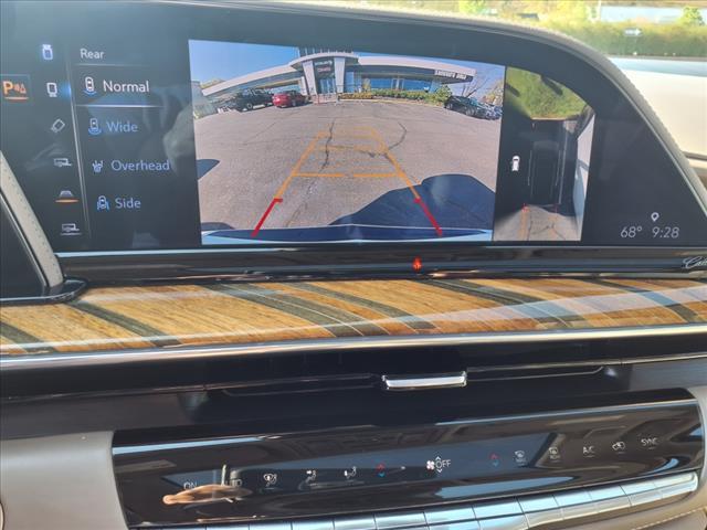 2023 Cadillac Escalade Vehicle Photo in SMITHTOWN, NY 11787-5023