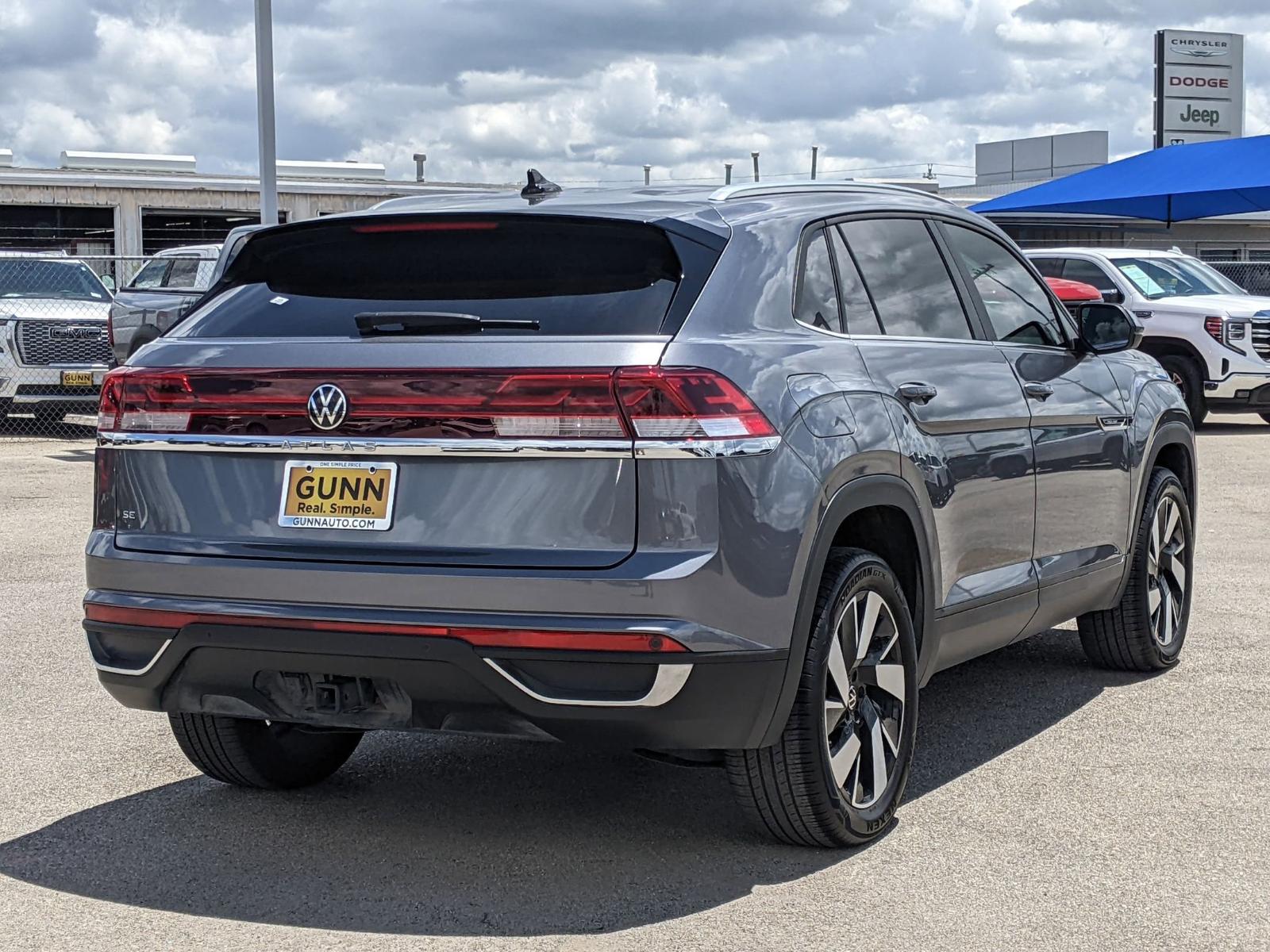 2024 Volkswagen Atlas Cross Sport Vehicle Photo in Seguin, TX 78155