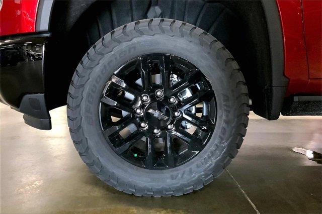 2025 Chevrolet Silverado 2500 HD Vehicle Photo in KANSAS CITY, MO 64114-4502
