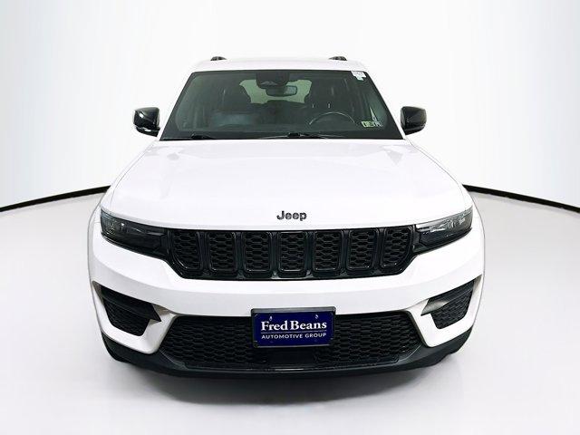 2022 Jeep Grand Cherokee Vehicle Photo in Doylsetown, PA 18901