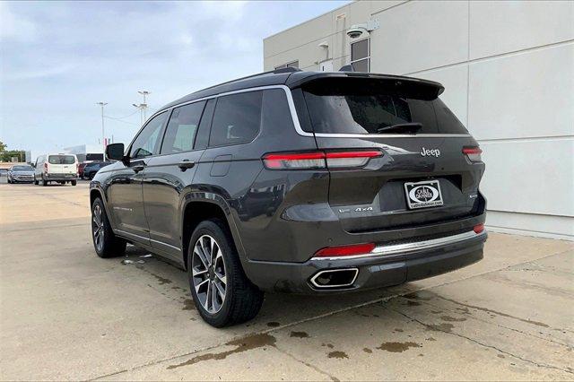 2021 Jeep Grand Cherokee L Vehicle Photo in TOPEKA, KS 66609-0000