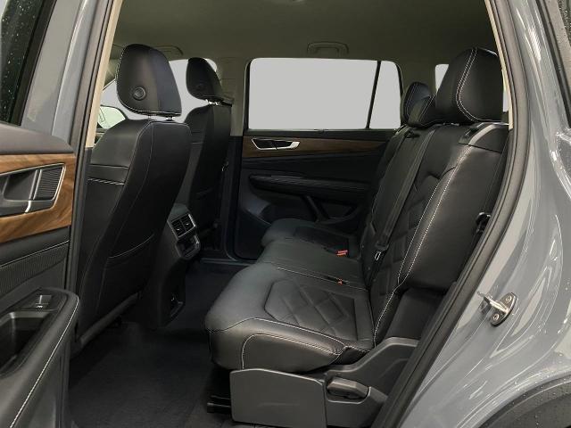 2025 Volkswagen Atlas Vehicle Photo in Appleton, WI 54913