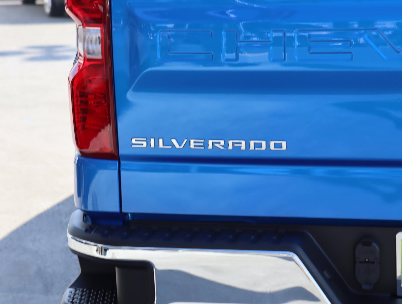 2025 Chevrolet Silverado 1500 Vehicle Photo in LOS ANGELES, CA 90007-3794