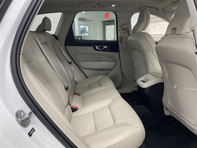 2022 Volvo XC60 Vehicle Photo in PORTLAND, OR 97225-3518