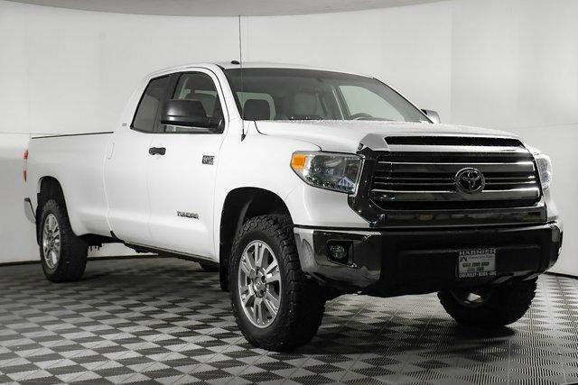 2016 Toyota Tundra 4WD Truck Vehicle Photo in PUYALLUP, WA 98371-4149