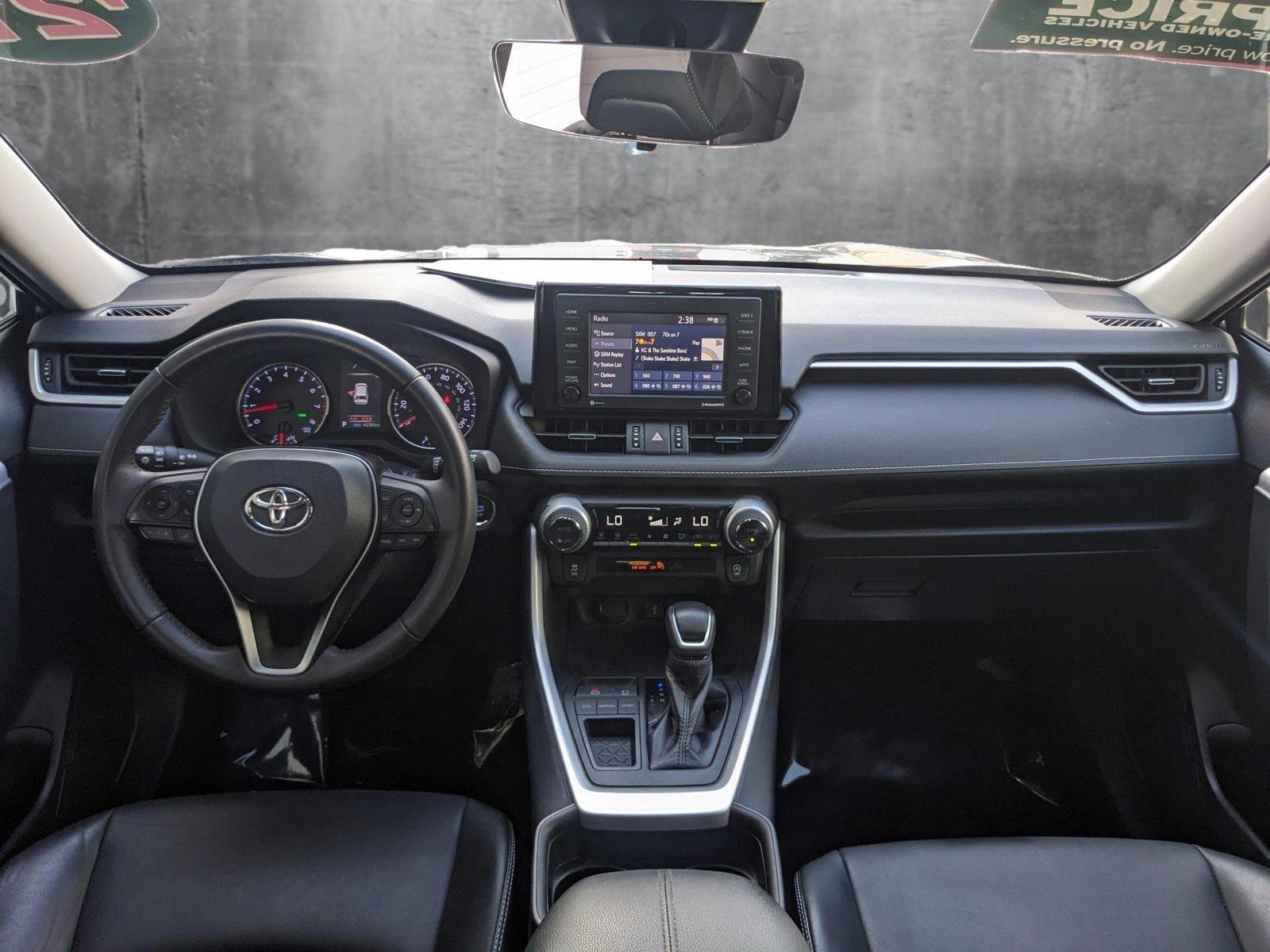 2021 Toyota RAV4 Vehicle Photo in GREENACRES, FL 33463-3207