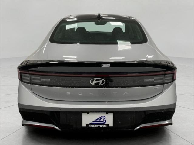 2025 Hyundai SONATA Hybrid Vehicle Photo in Appleton, WI 54913