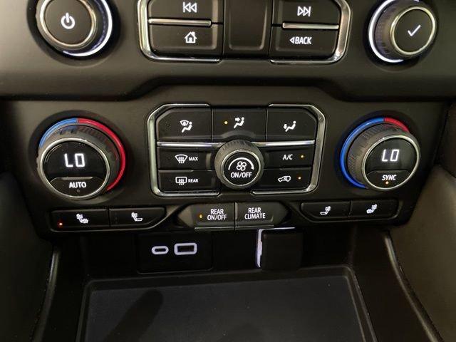 2023 Chevrolet Suburban Vehicle Photo in PHOENIX, AZ 85014-3381