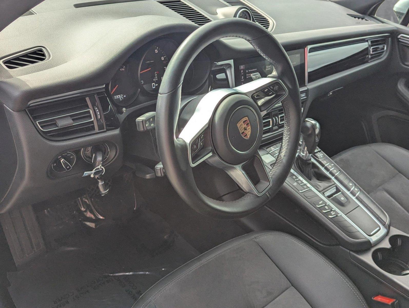 2020 Porsche Macan Vehicle Photo in Delray Beach, FL 33444