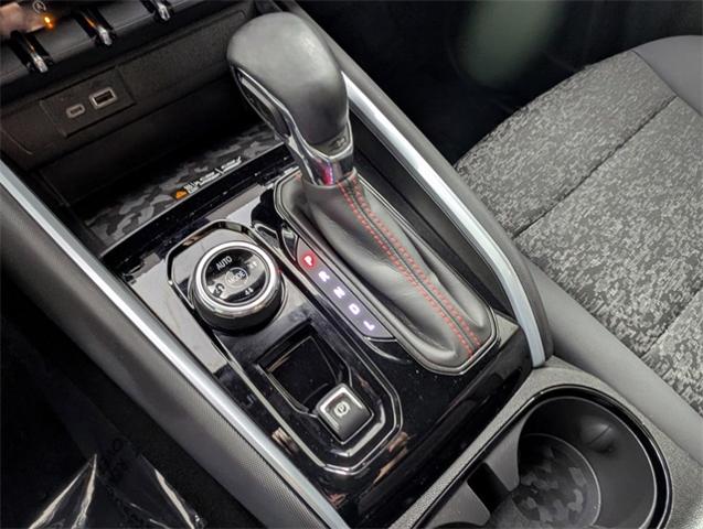 2024 Chevrolet Colorado Vehicle Photo in ENGLEWOOD, CO 80113-6708