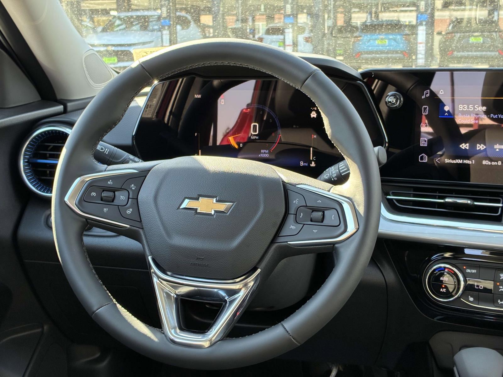2025 Chevrolet Trax Vehicle Photo in LOS ANGELES, CA 90007-3794