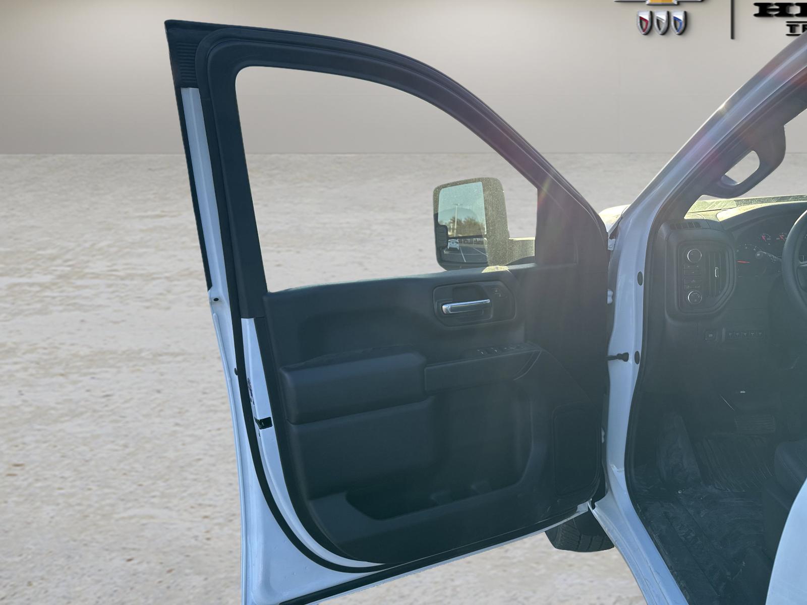 2024 Chevrolet Silverado 3500 HD Vehicle Photo in GEORGETOWN, TX 78626-7508
