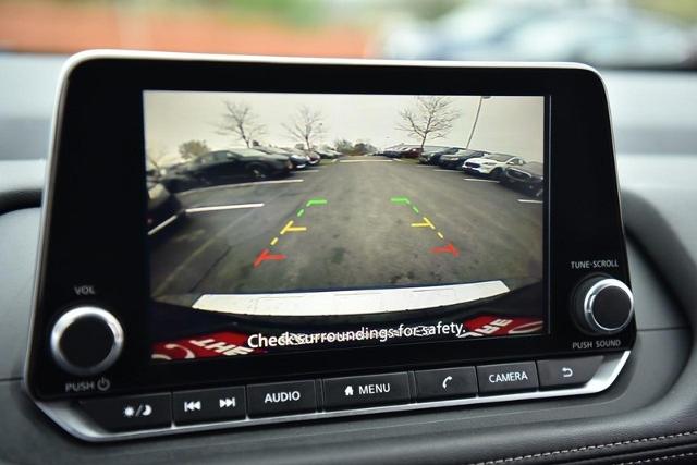 2024 Nissan Rogue Vehicle Photo in Ballwin, MO 63011
