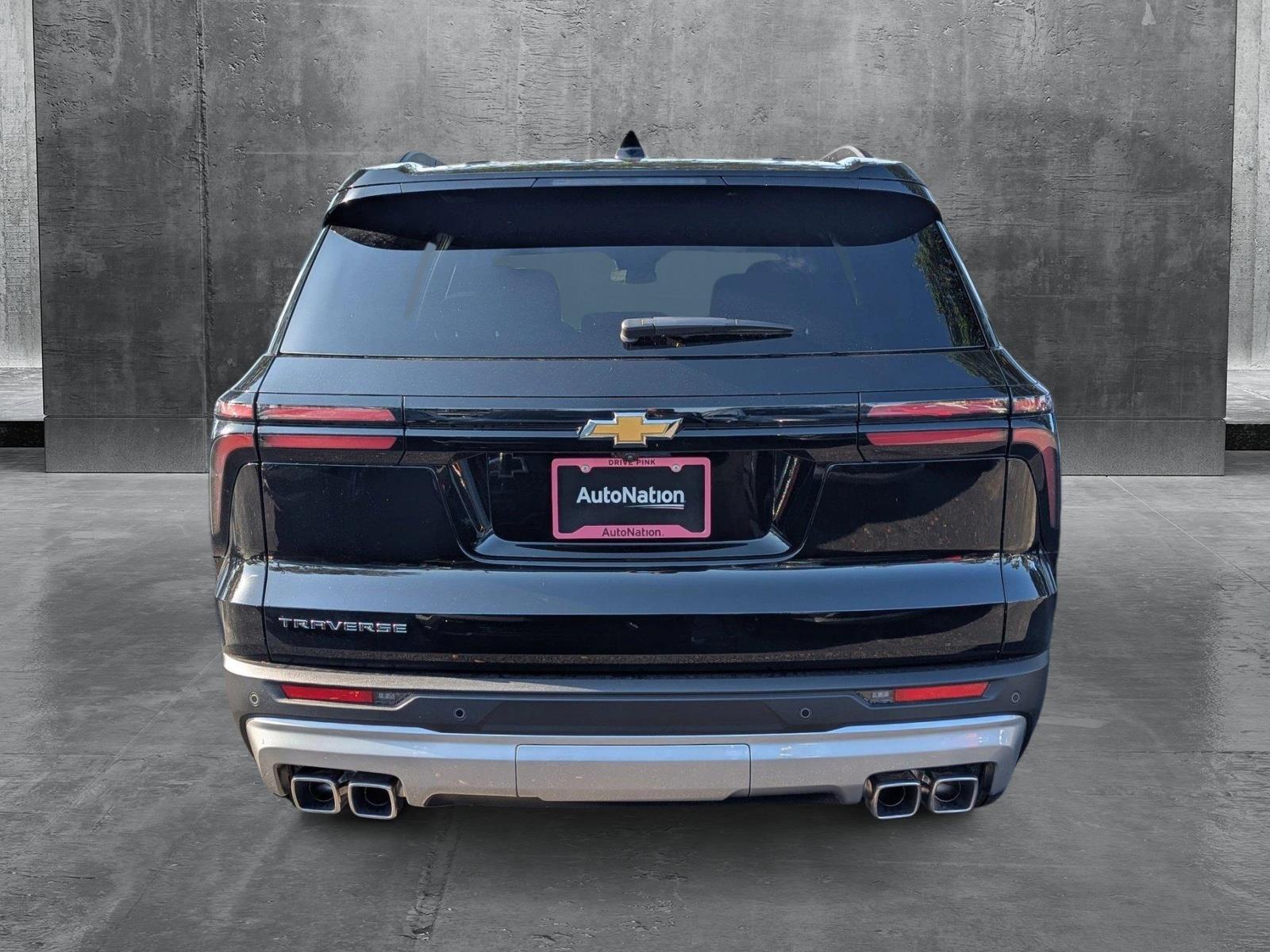 2025 Chevrolet Traverse Vehicle Photo in GREENACRES, FL 33463-3207