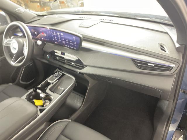 2025 Buick Enclave Vehicle Photo in GILBERT, AZ 85297-0402