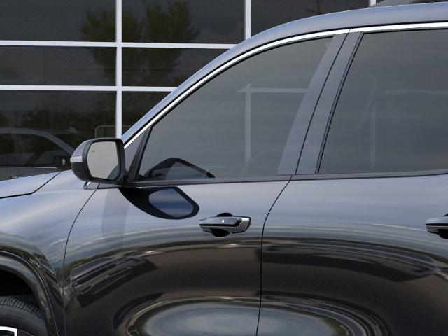 2025 Chevrolet Traverse Vehicle Photo in Roslyn, NY 11576