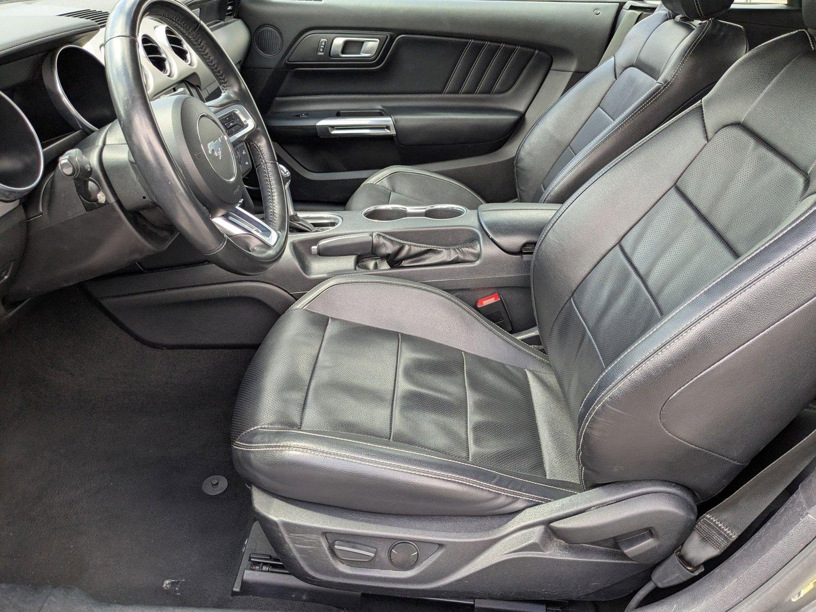 2022 Ford Mustang Vehicle Photo in Miami, FL 33015