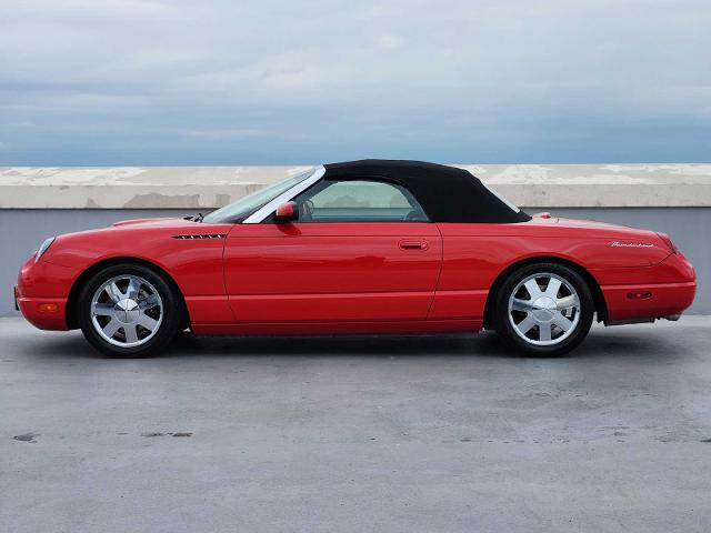 2002 Ford Thunderbird Vehicle Photo in DALLAS, TX 75209