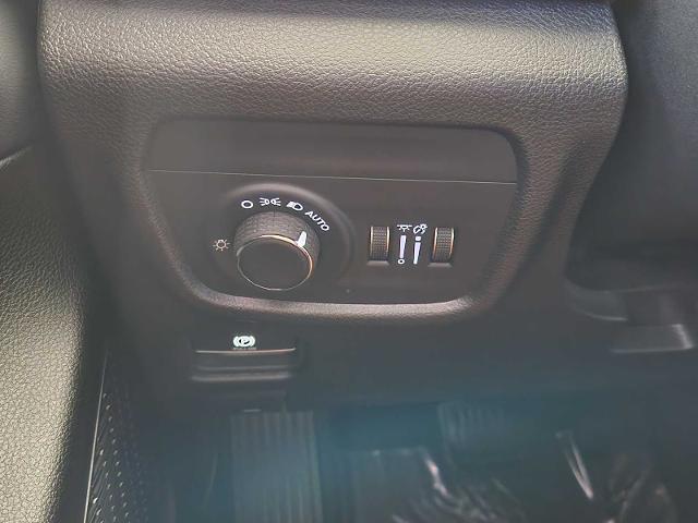 2024 Jeep Grand Cherokee L Vehicle Photo in Grapevine, TX 76051