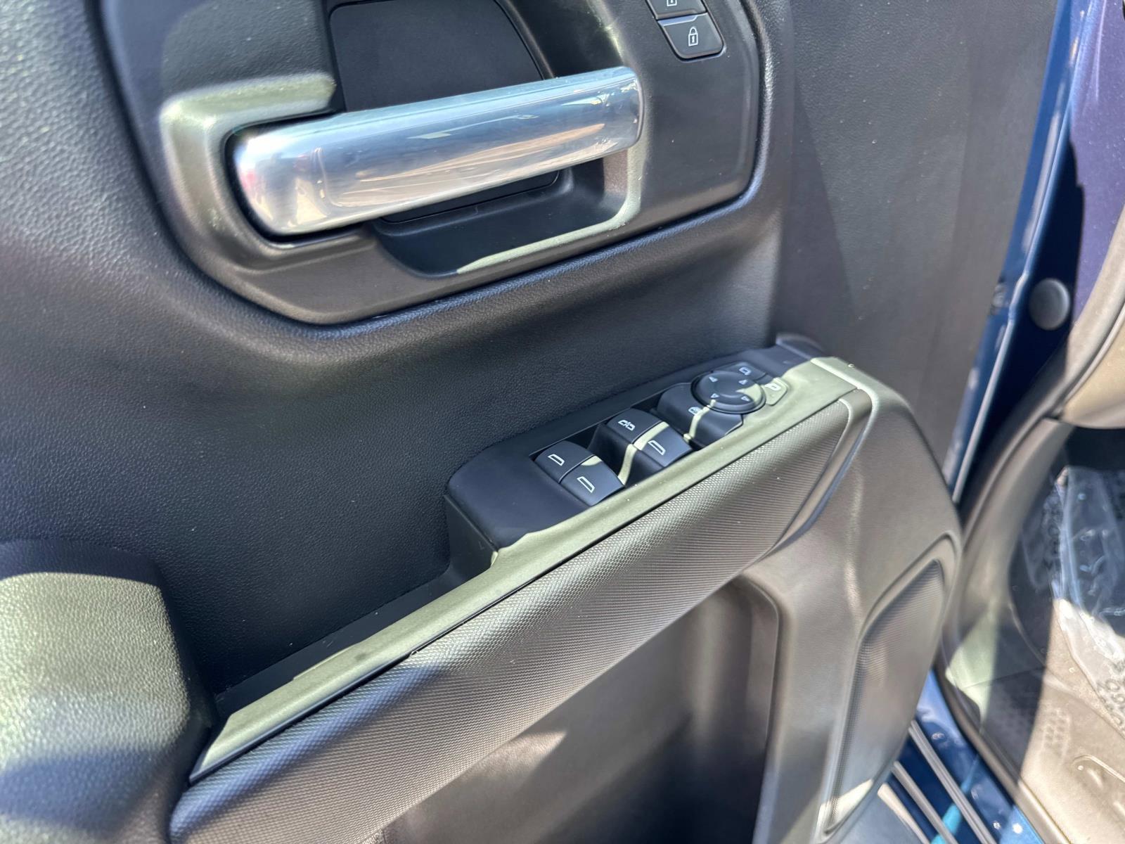 2023 Chevrolet Silverado 1500 Vehicle Photo in LOS ANGELES, CA 90007-3794