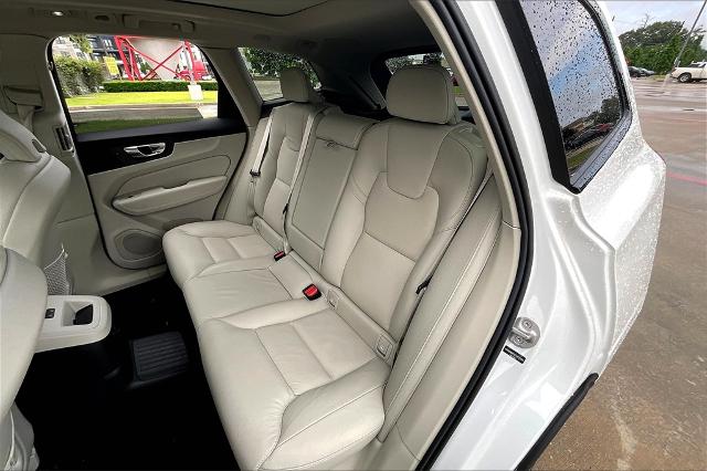 2025 Volvo XC60 Plug-In Hybrid Vehicle Photo in Houston, TX 77007