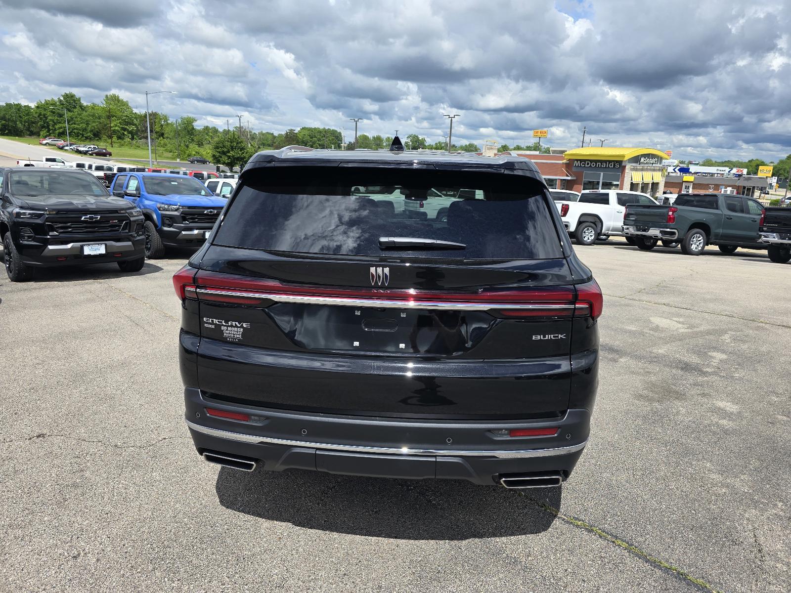 2025 Buick Enclave Vehicle Photo in Rolla, MO 65401