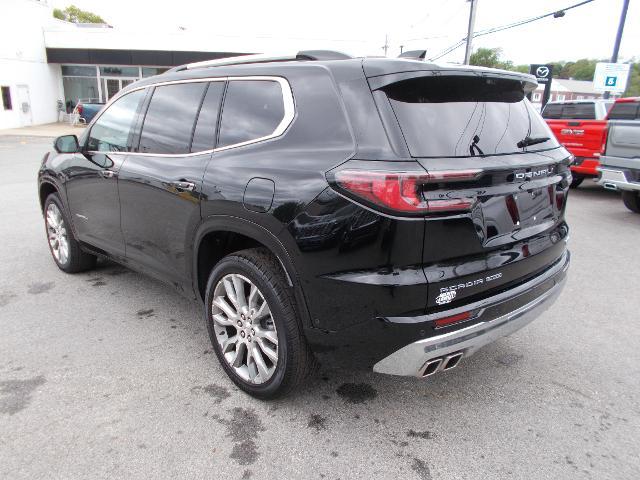 2025 GMC Acadia Vehicle Photo in LOWELL, MA 01852-4336