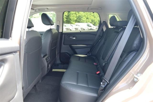 2025 Nissan Rogue Vehicle Photo in Hazelwood, MO 63042