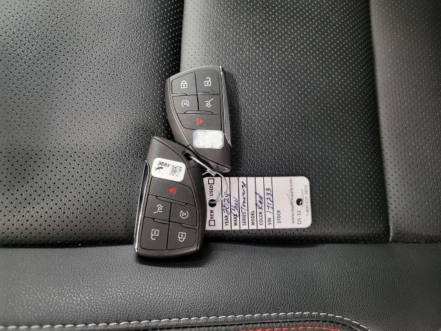 2024 Chevrolet Traverse Vehicle Photo in APPLETON, WI 54914-4656
