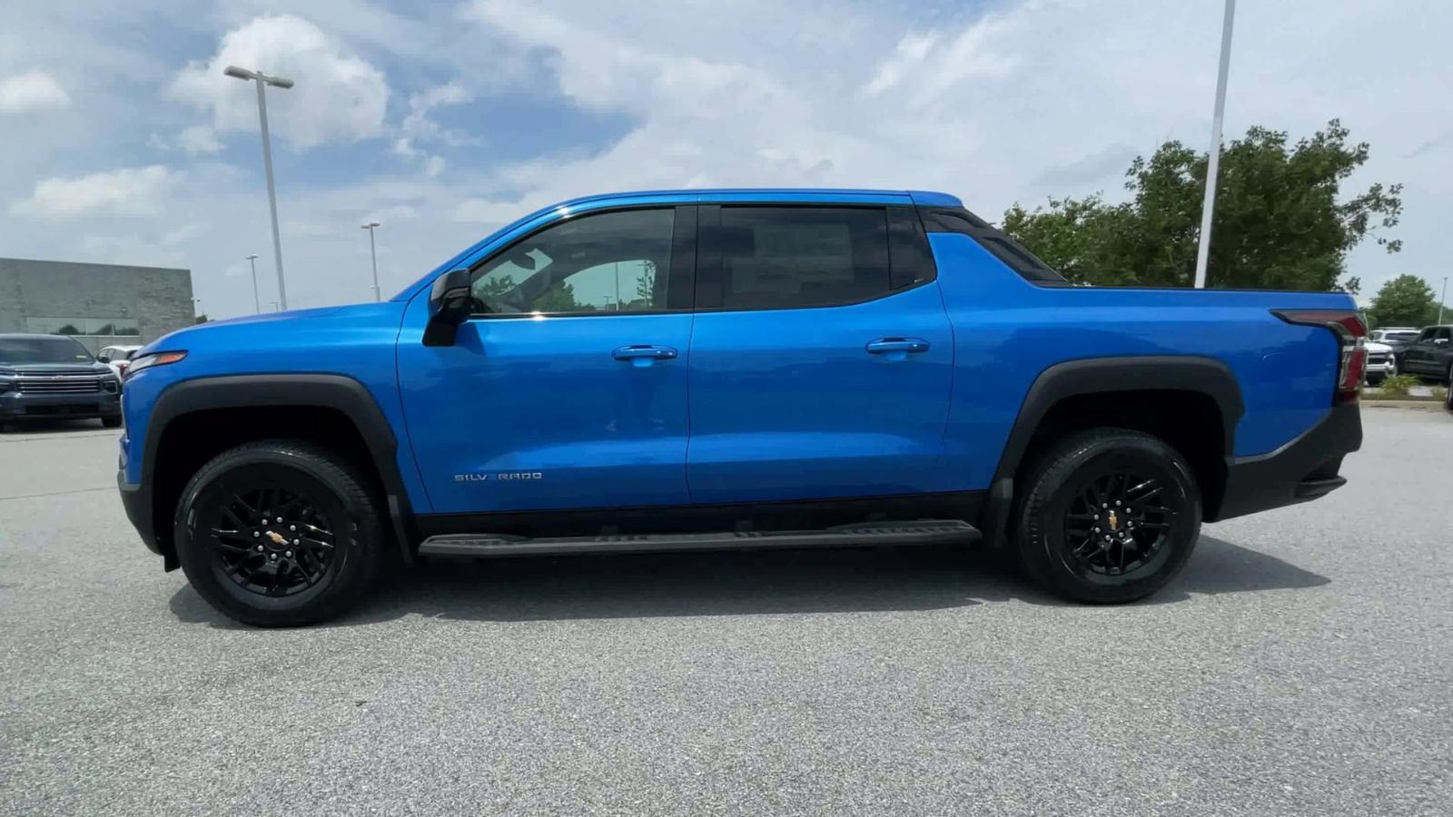 2025 Chevrolet Silverado EV Vehicle Photo in BENTONVILLE, AR 72712-4322