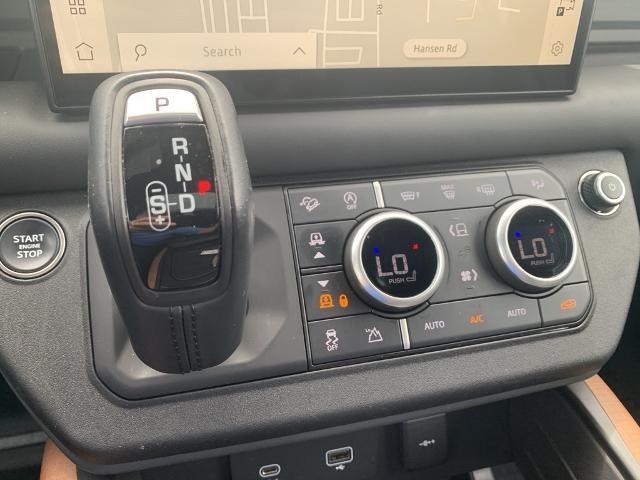 2023 Defender Vehicle Photo in GREEN BAY, WI 54304-5303