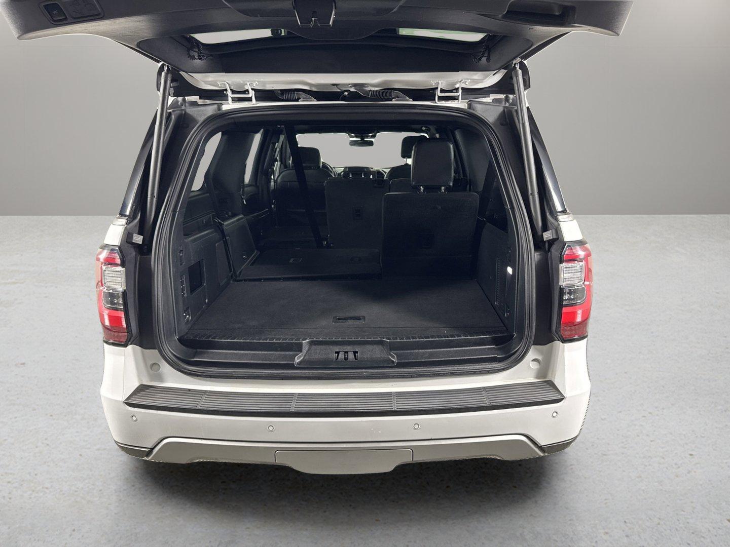 2021 Ford Expedition Max Vehicle Photo in GEORGETOWN, TX 78626-7508
