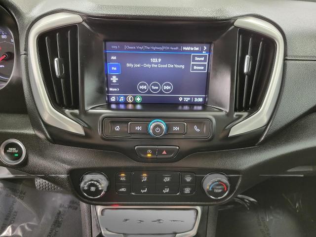 2024 GMC Terrain Vehicle Photo in NEENAH, WI 54956-2243