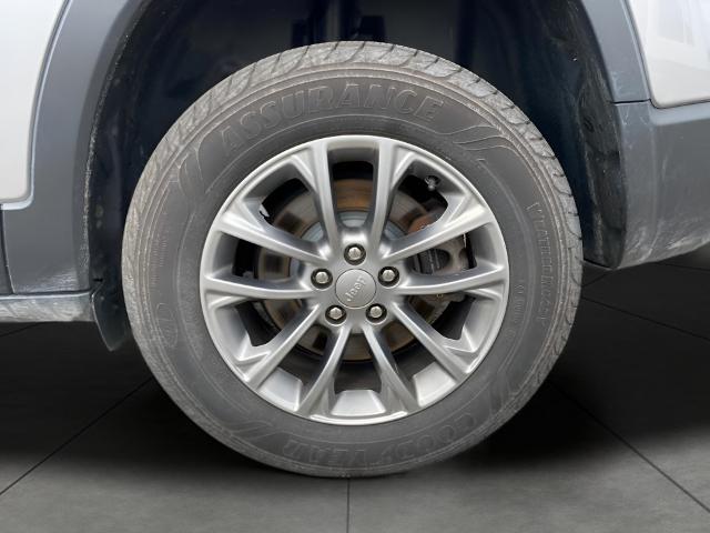 2019 Jeep Cherokee Vehicle Photo in APPLETON, WI 54914-8833