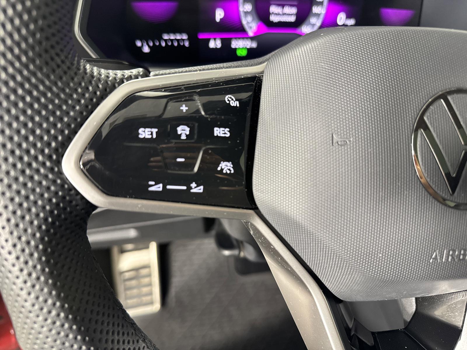 2024 Volkswagen Tiguan Vehicle Photo in Georgetown, TX 78626