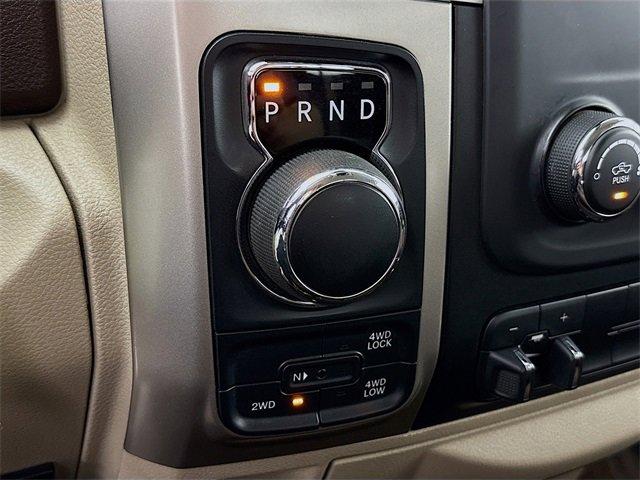 2019 Ram 1500 Classic Vehicle Photo in PUYALLUP, WA 98371-4149