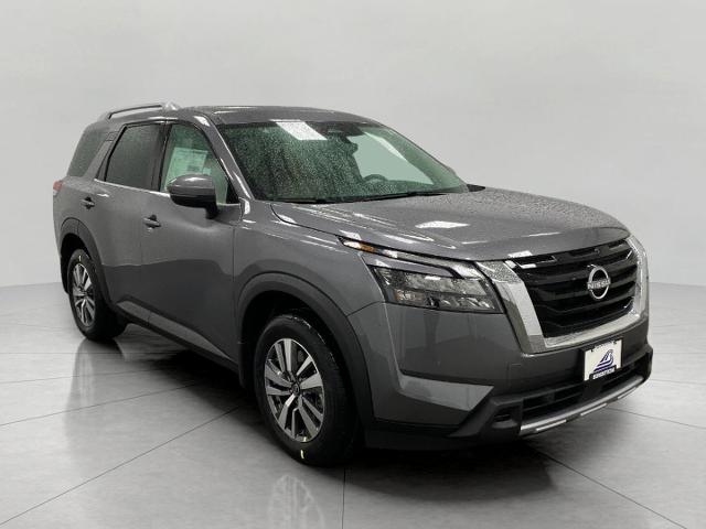 2025 Nissan Pathfinder Vehicle Photo in Neenah, WI 54956