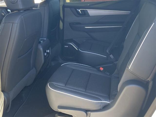 2025 Buick Enclave Vehicle Photo in GOODYEAR, AZ 85338-1310